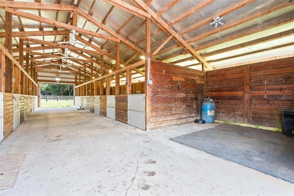 На продажу: $549,998 (3 спален, 2 ванн, 1296 Квадратных фут)