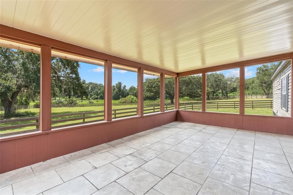 На продажу: $549,998 (3 спален, 2 ванн, 1296 Квадратных фут)