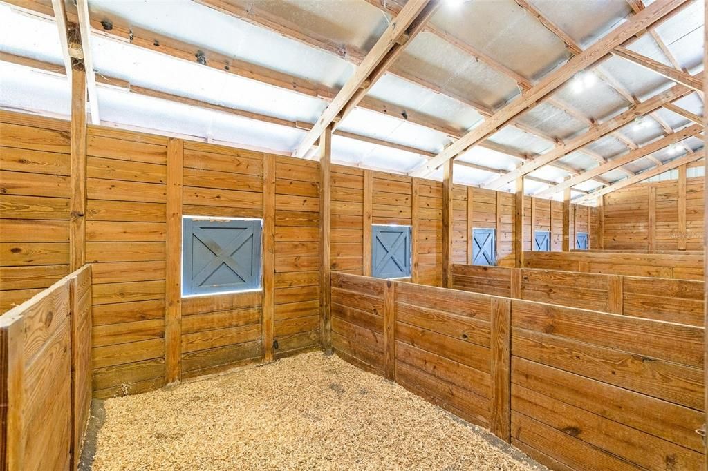 На продажу: $549,998 (3 спален, 2 ванн, 1296 Квадратных фут)