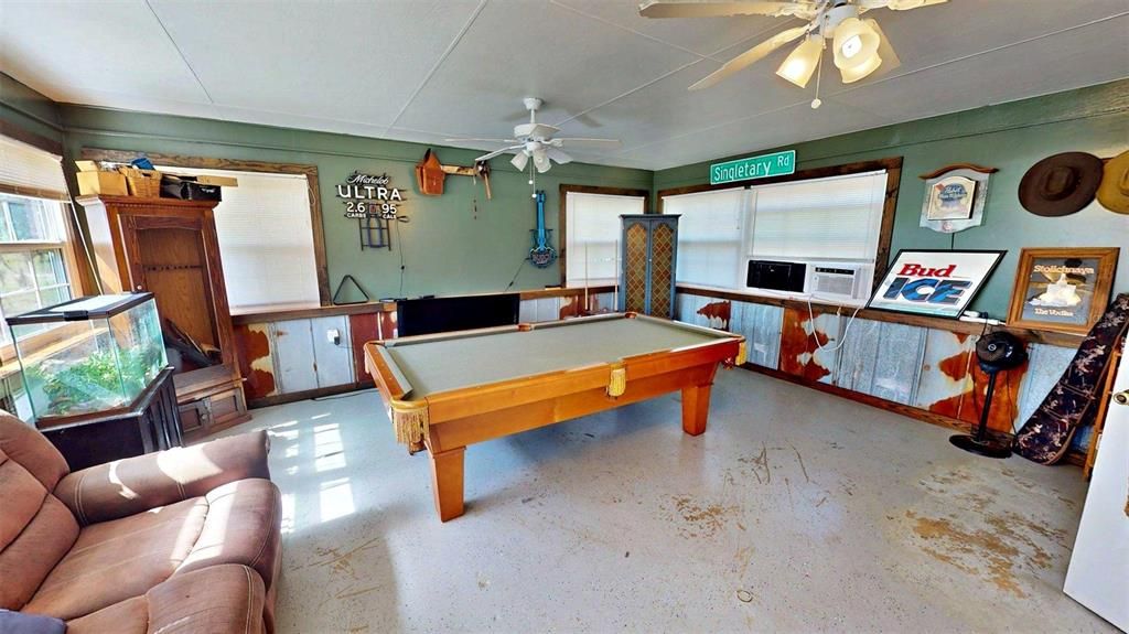 For Sale: $483,500 (3 beds, 2 baths, 1484 Square Feet)