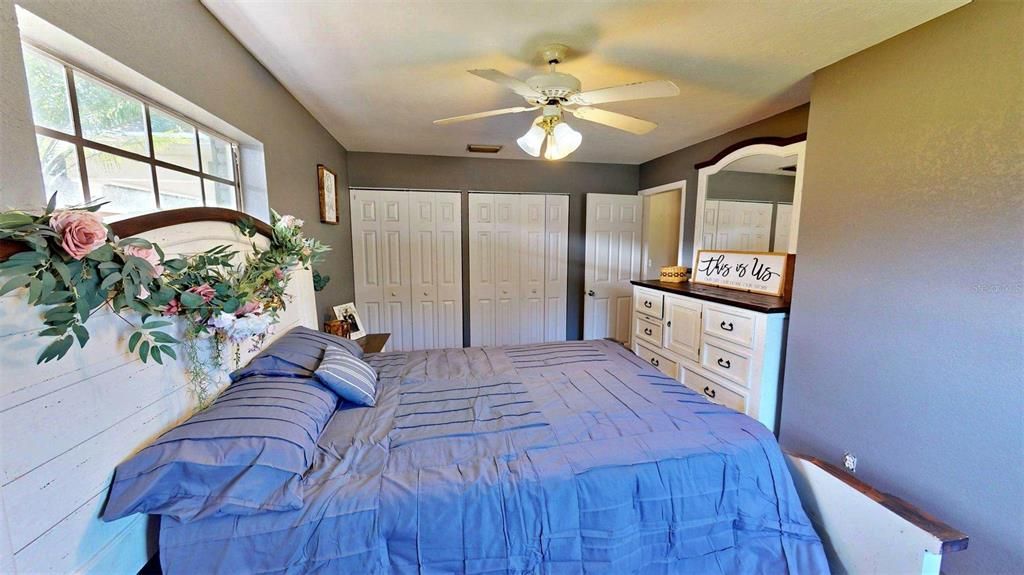 For Sale: $483,500 (3 beds, 2 baths, 1484 Square Feet)