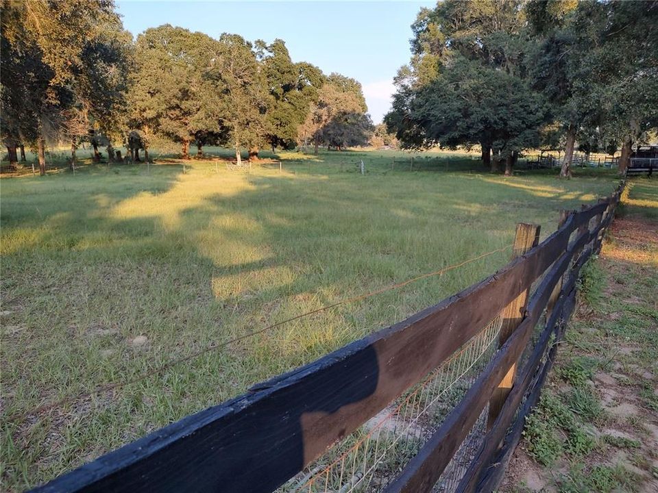 En Venta: $2,500,000 (4 camas, 5 baños, 3588 Pies cuadrados)