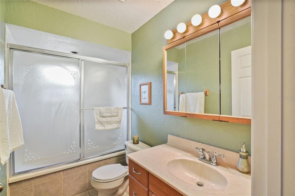 En Venta: $2,500,000 (4 camas, 5 baños, 3588 Pies cuadrados)