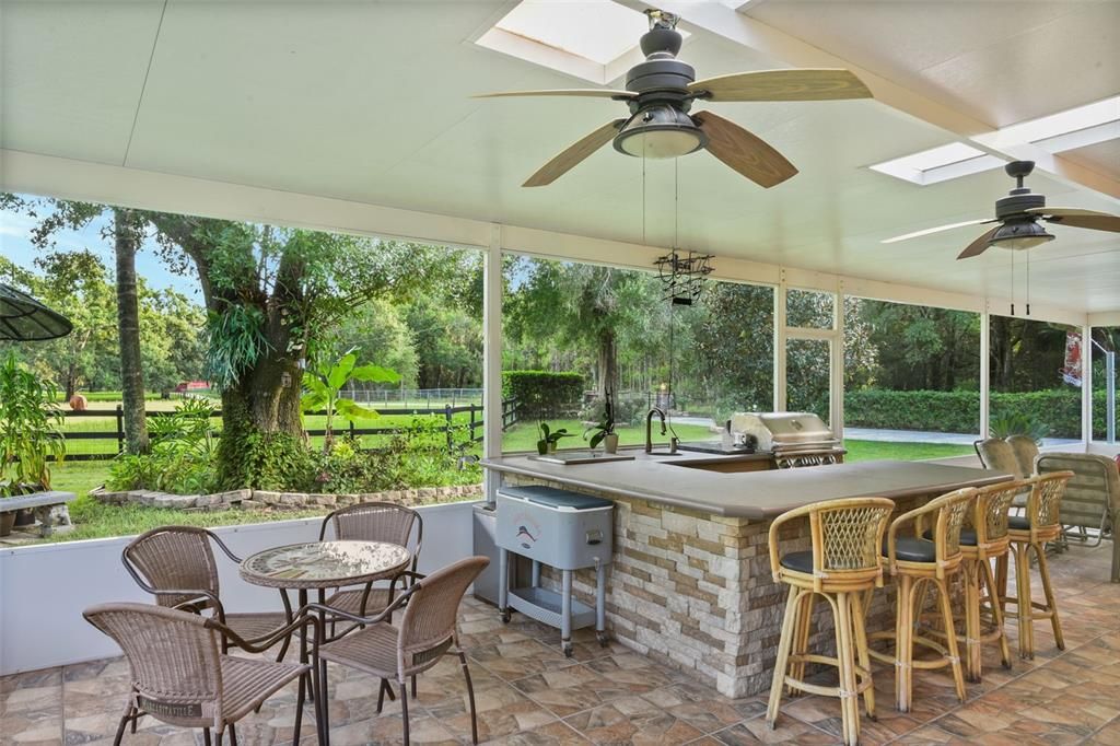 En Venta: $2,500,000 (4 camas, 5 baños, 3588 Pies cuadrados)