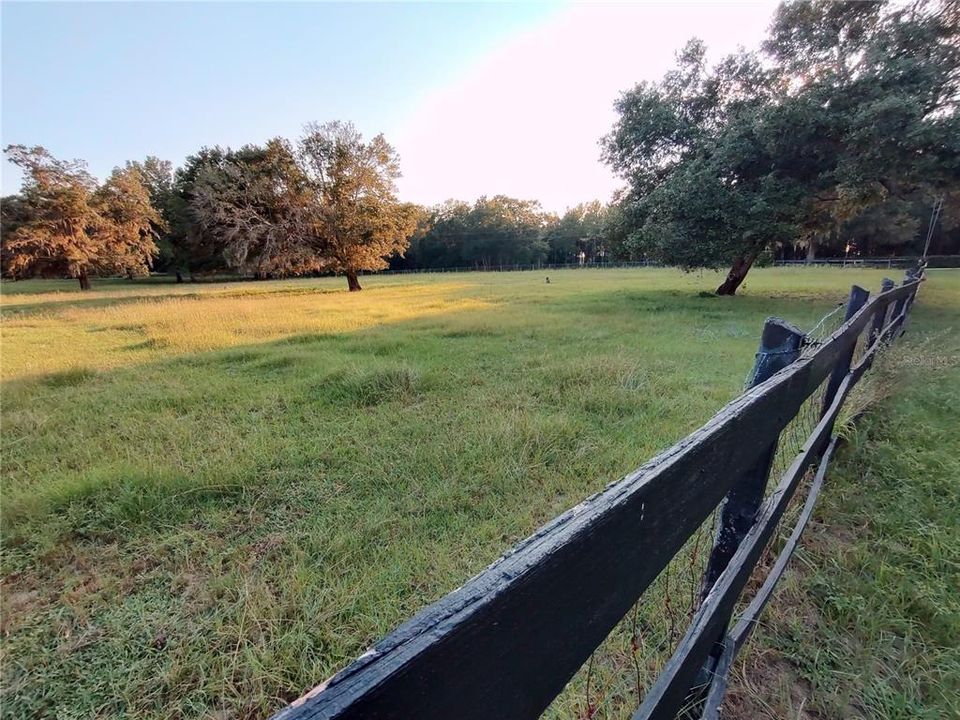 En Venta: $2,500,000 (4 camas, 5 baños, 3588 Pies cuadrados)