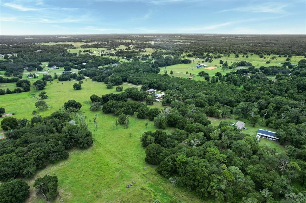 En Venta: $2,500,000 (4 camas, 5 baños, 3588 Pies cuadrados)