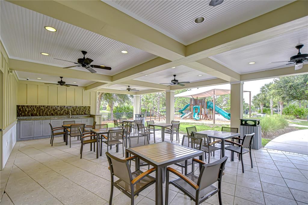 Active With Contract: $489,500 (4 beds, 3 baths, 3038 Square Feet)