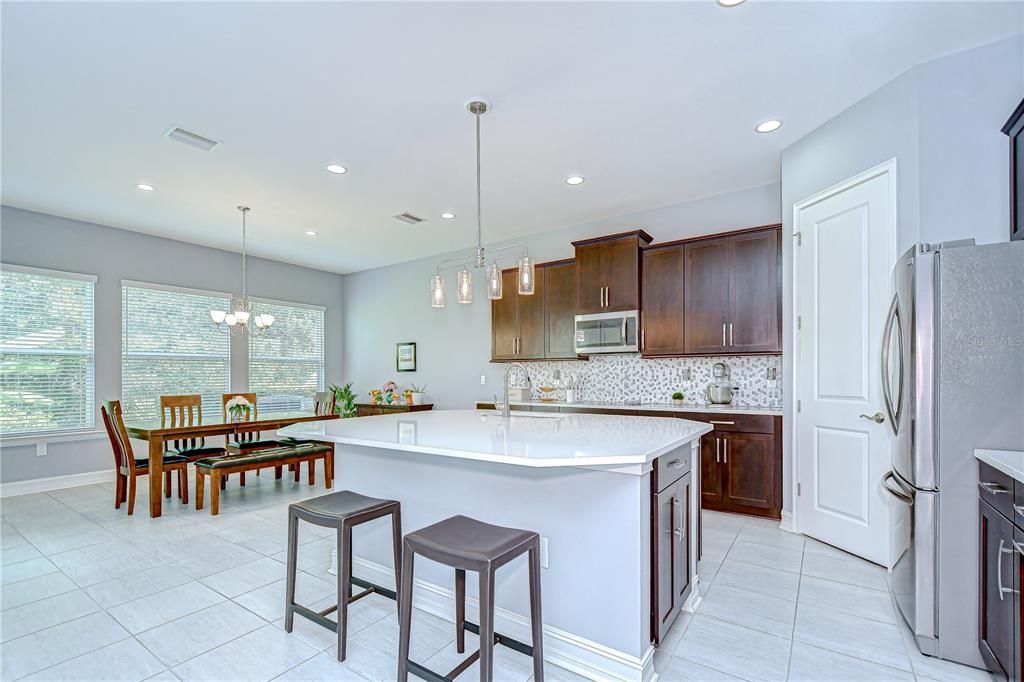 Active With Contract: $489,500 (4 beds, 3 baths, 3038 Square Feet)