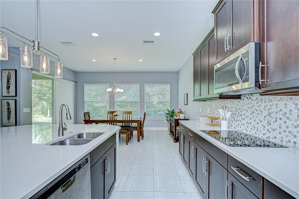 Active With Contract: $489,500 (4 beds, 3 baths, 3038 Square Feet)