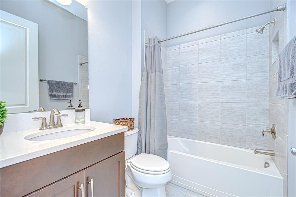 Active With Contract: $489,500 (4 beds, 3 baths, 3038 Square Feet)