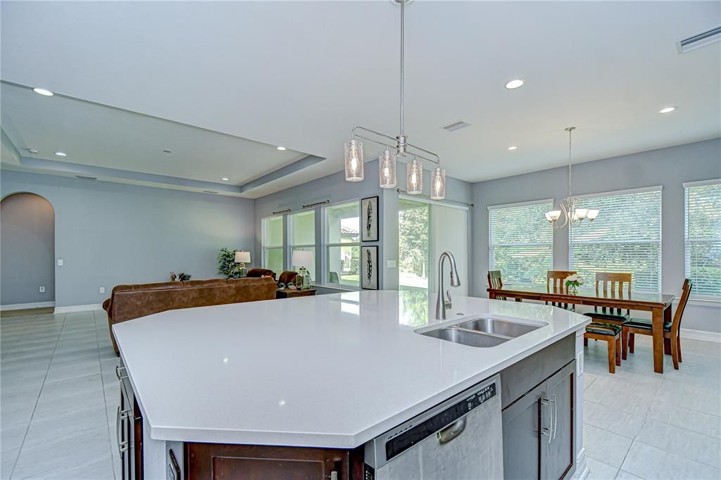 Active With Contract: $489,500 (4 beds, 3 baths, 3038 Square Feet)