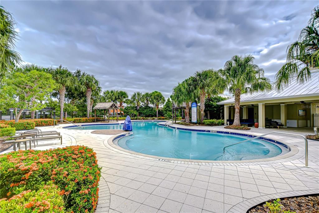 Active With Contract: $489,500 (4 beds, 3 baths, 3038 Square Feet)