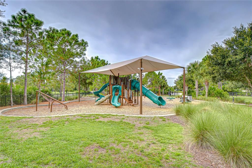 Active With Contract: $489,500 (4 beds, 3 baths, 3038 Square Feet)