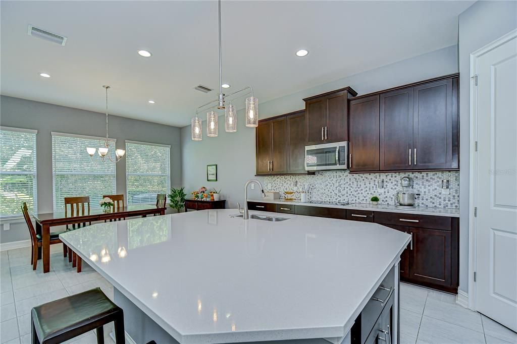 Active With Contract: $489,500 (4 beds, 3 baths, 3038 Square Feet)