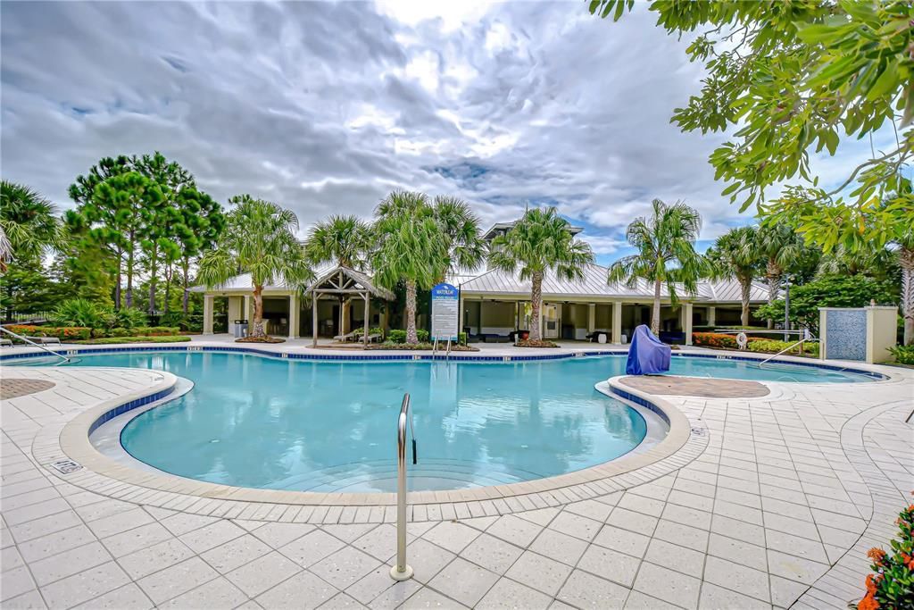 Active With Contract: $489,500 (4 beds, 3 baths, 3038 Square Feet)