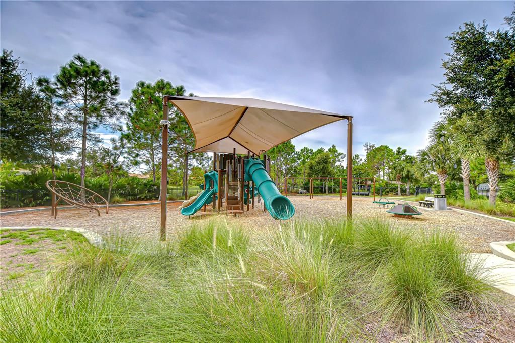 Active With Contract: $489,500 (4 beds, 3 baths, 3038 Square Feet)