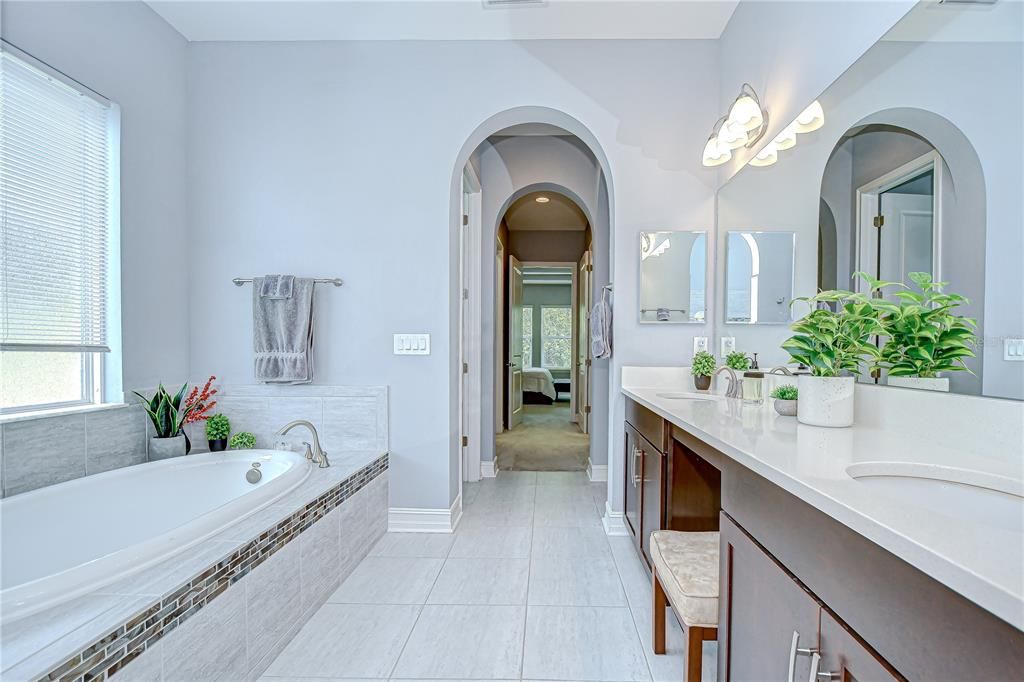 Active With Contract: $489,500 (4 beds, 3 baths, 3038 Square Feet)