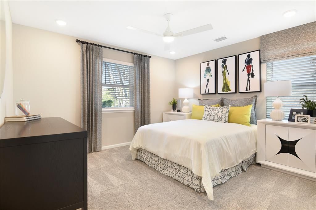 合同活跃: $342,290 (4 贝兹, 2 浴室, 2132 平方英尺)