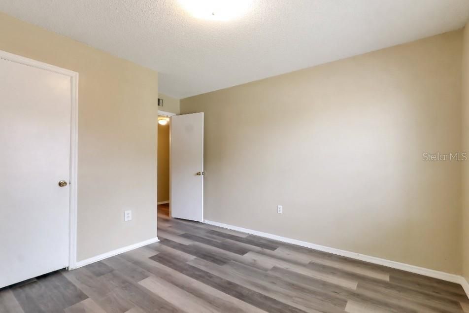 For Sale: $145,000 (3 beds, 2 baths, 1428 Square Feet)