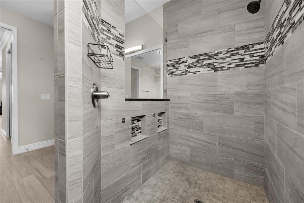 For Sale: $664,000 (3 beds, 2 baths, 2653 Square Feet)