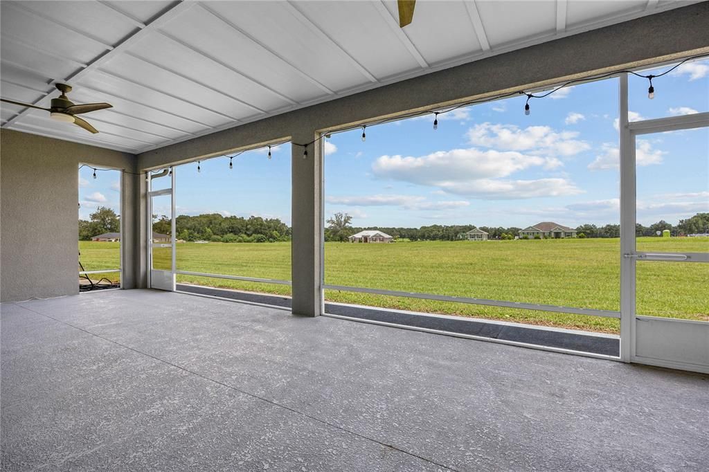 For Sale: $664,000 (3 beds, 2 baths, 2653 Square Feet)