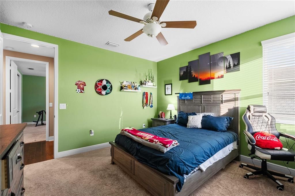 На продажу: $1,450,000 (6 спален, 5 ванн, 4874 Квадратных фут)