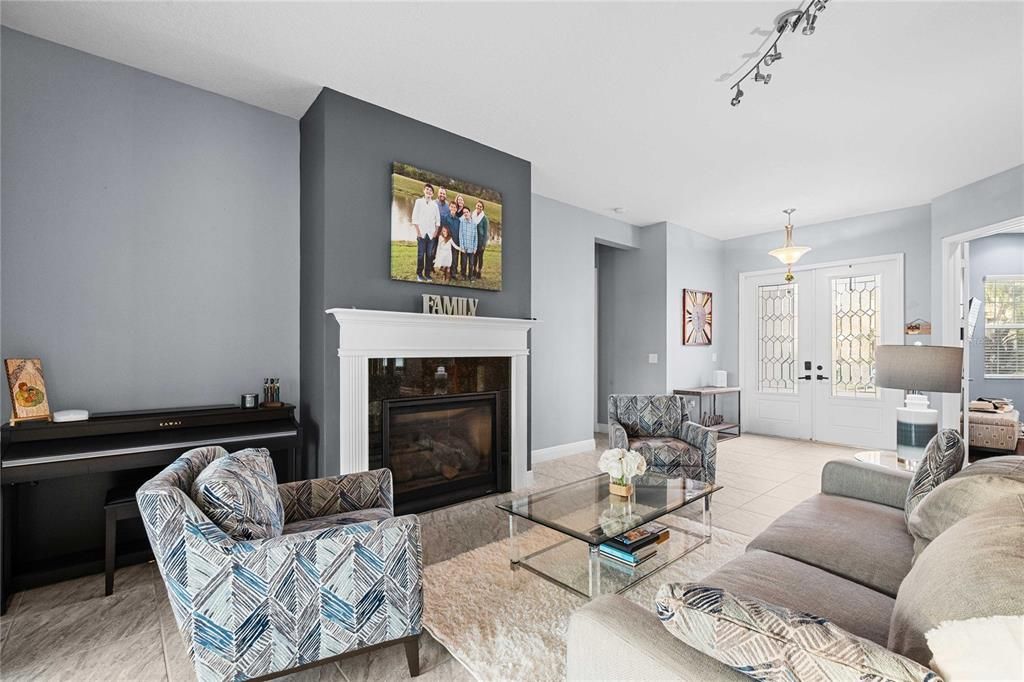 На продажу: $1,450,000 (6 спален, 5 ванн, 4874 Квадратных фут)