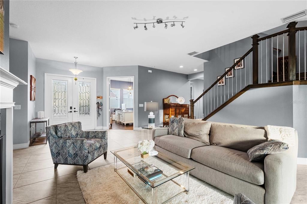 На продажу: $1,450,000 (6 спален, 5 ванн, 4874 Квадратных фут)