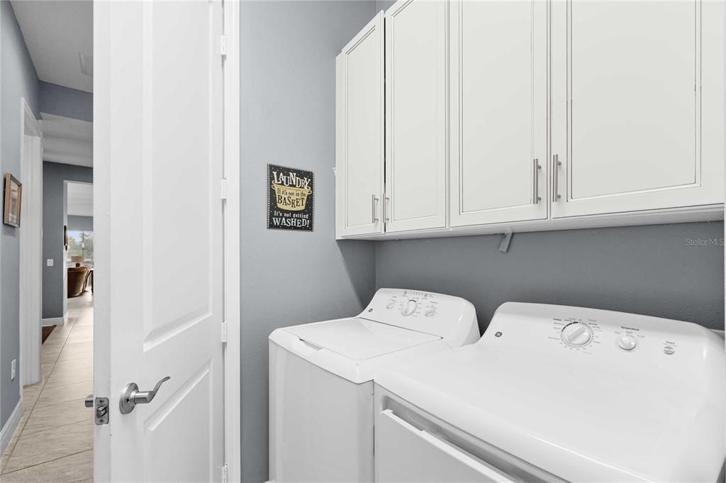 На продажу: $1,450,000 (6 спален, 5 ванн, 4874 Квадратных фут)