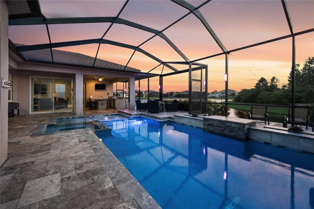 На продажу: $1,450,000 (6 спален, 5 ванн, 4874 Квадратных фут)