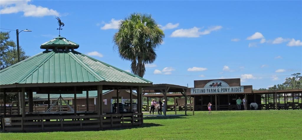 На продажу: $295,000 (2 спален, 2 ванн, 1146 Квадратных фут)