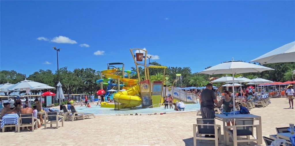 На продажу: $295,000 (2 спален, 2 ванн, 1146 Квадратных фут)