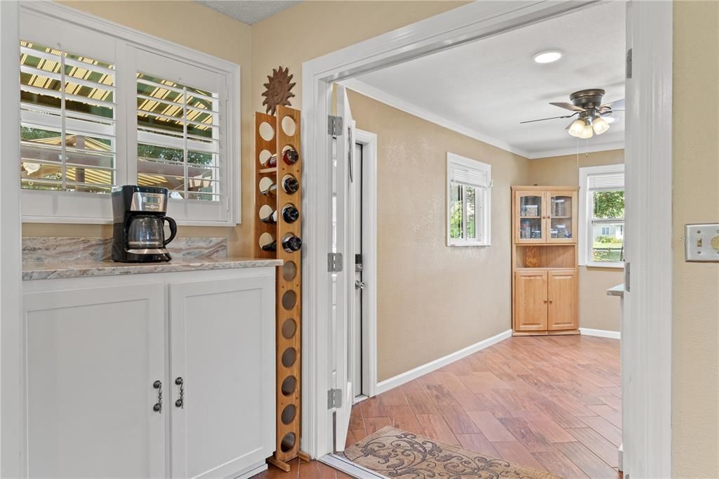 Active With Contract: $224,500 (2 beds, 2 baths, 1480 Square Feet)