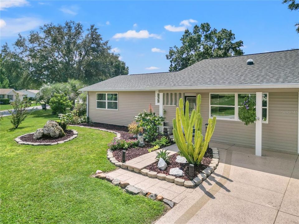 Active With Contract: $224,500 (2 beds, 2 baths, 1480 Square Feet)