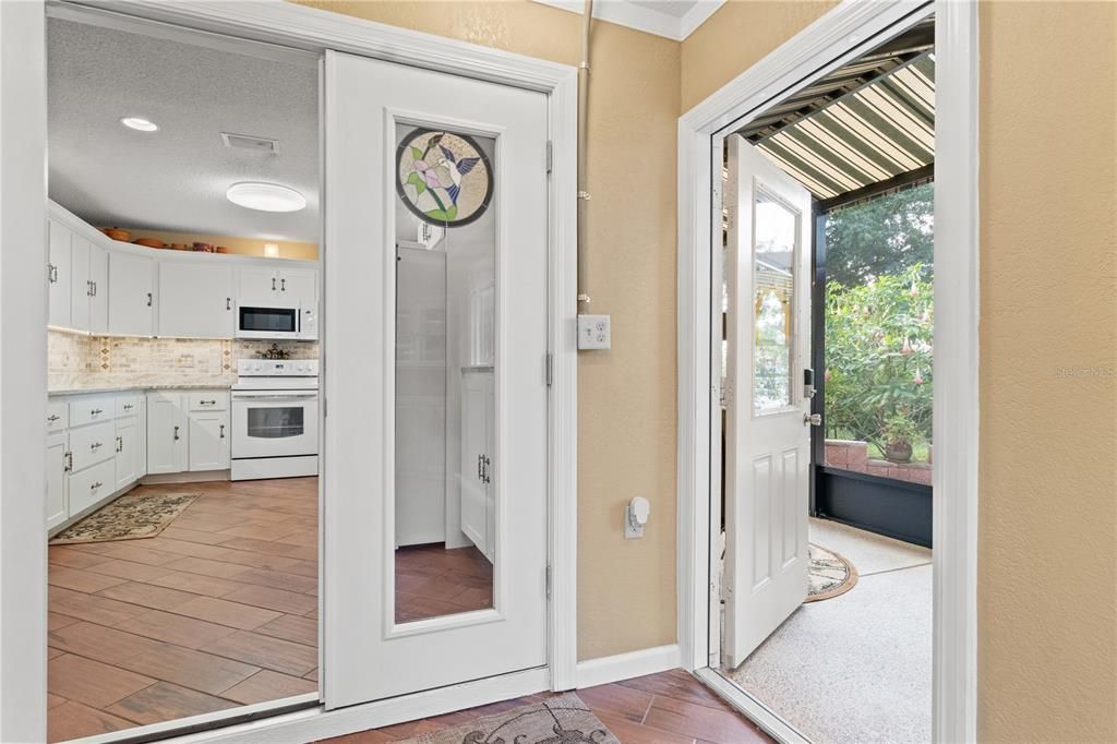 Active With Contract: $224,500 (2 beds, 2 baths, 1480 Square Feet)