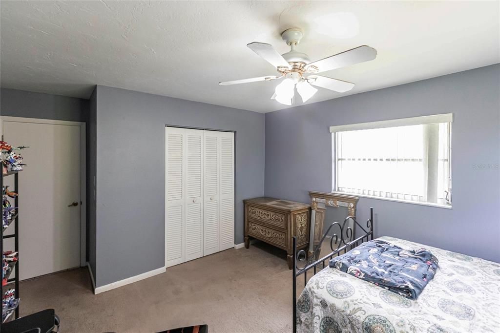 For Sale: $259,900 (2 beds, 2 baths, 1315 Square Feet)