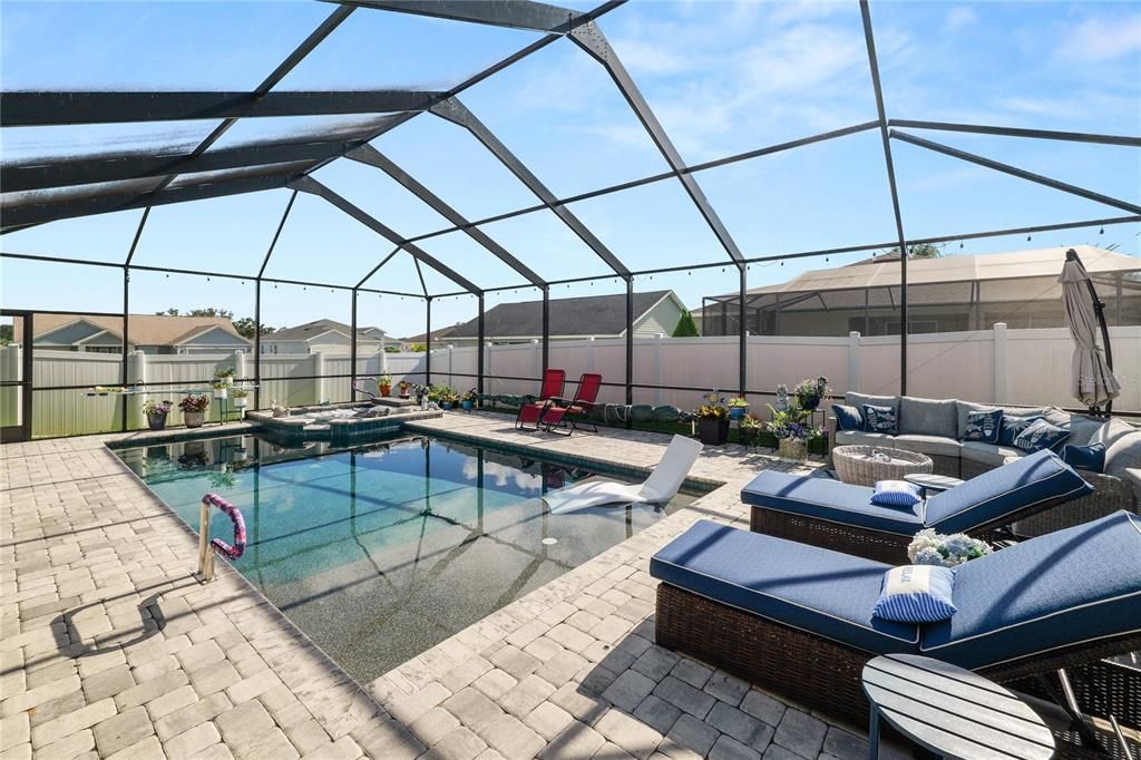 Active With Contract: $659,000 (5 beds, 3 baths, 2952 Square Feet)