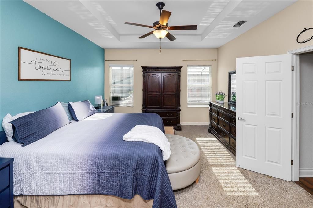 Active With Contract: $659,000 (5 beds, 3 baths, 2952 Square Feet)