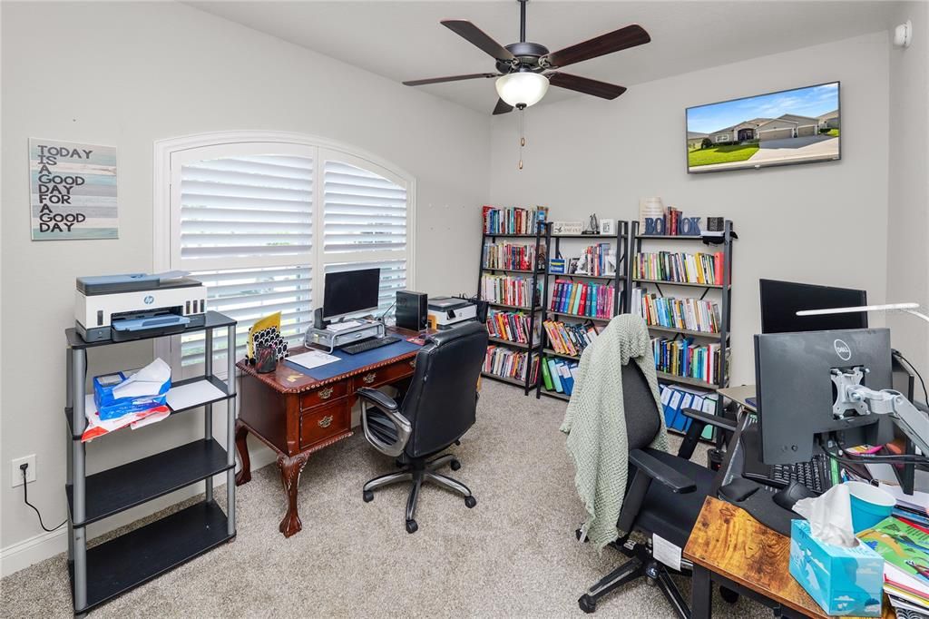 Active With Contract: $659,000 (5 beds, 3 baths, 2952 Square Feet)