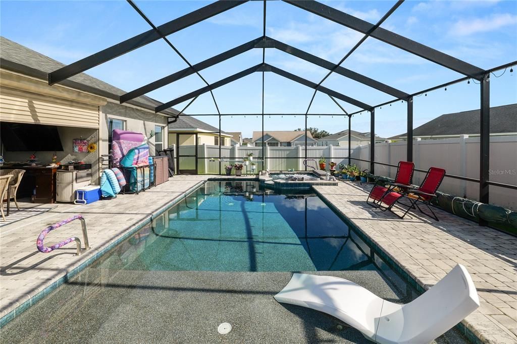 Active With Contract: $659,000 (5 beds, 3 baths, 2952 Square Feet)