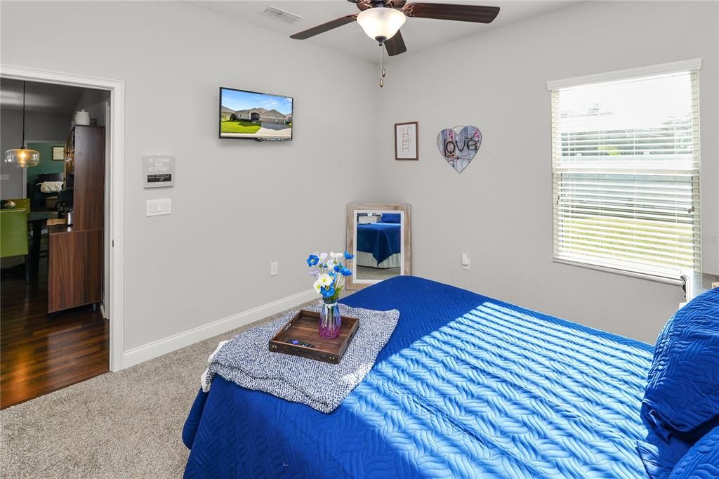 Active With Contract: $659,000 (5 beds, 3 baths, 2952 Square Feet)