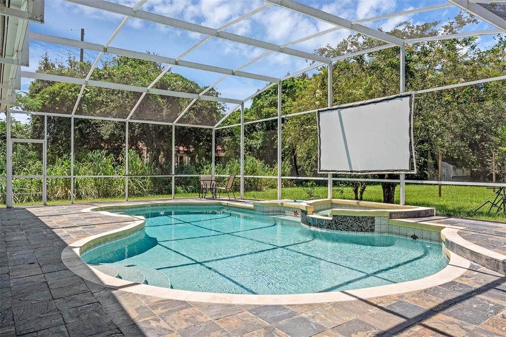 For Sale: $975,000 (4 beds, 3 baths, 2500 Square Feet)