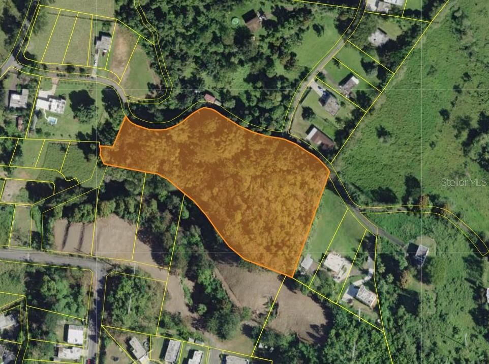 En Venta: $127,500 (3.57 acres)