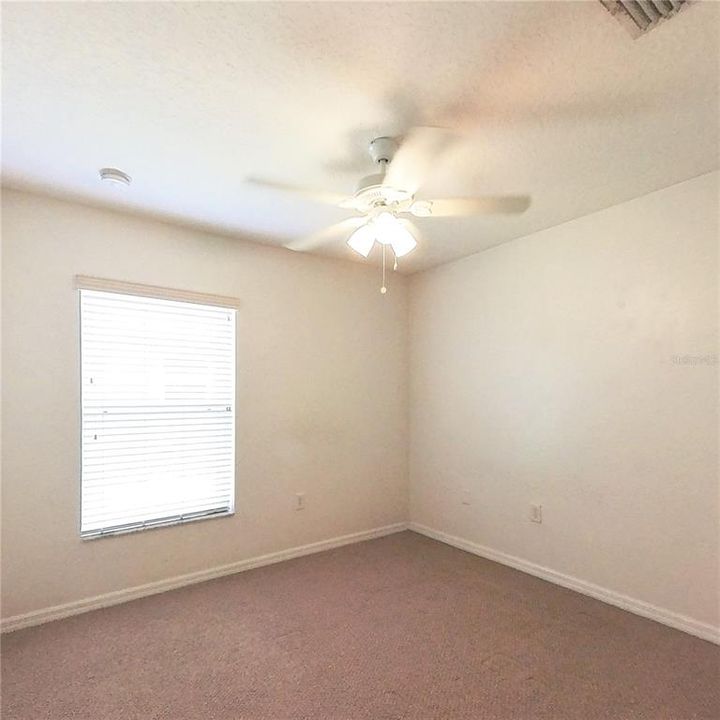 For Sale: $279,500 (4 beds, 2 baths, 1686 Square Feet)