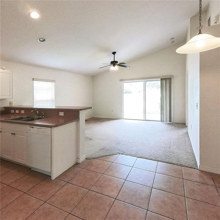 For Sale: $279,500 (4 beds, 2 baths, 1686 Square Feet)