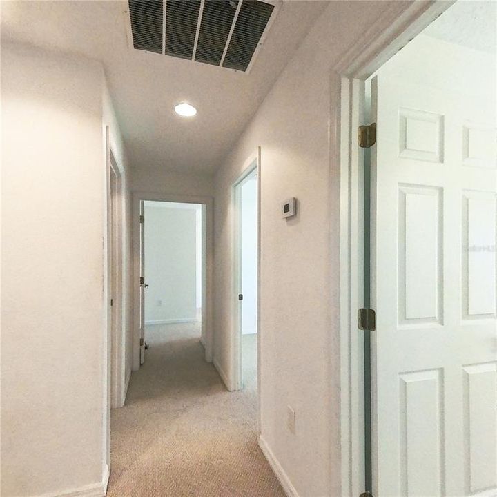 For Sale: $279,500 (4 beds, 2 baths, 1686 Square Feet)