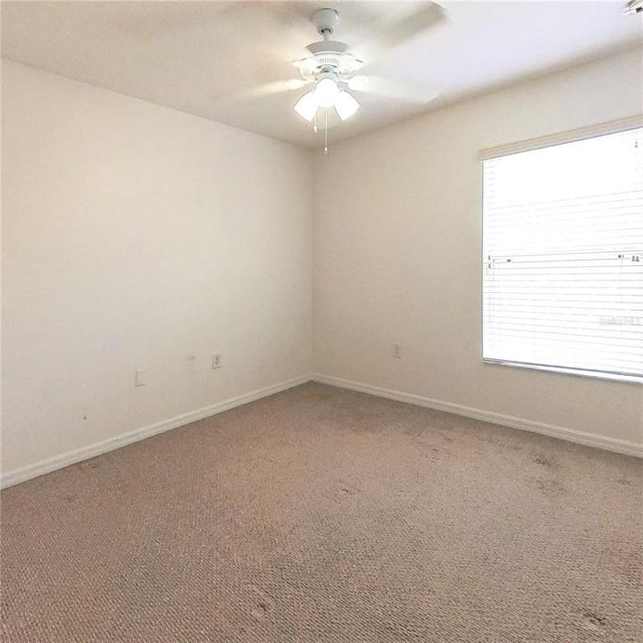 For Sale: $279,500 (4 beds, 2 baths, 1686 Square Feet)