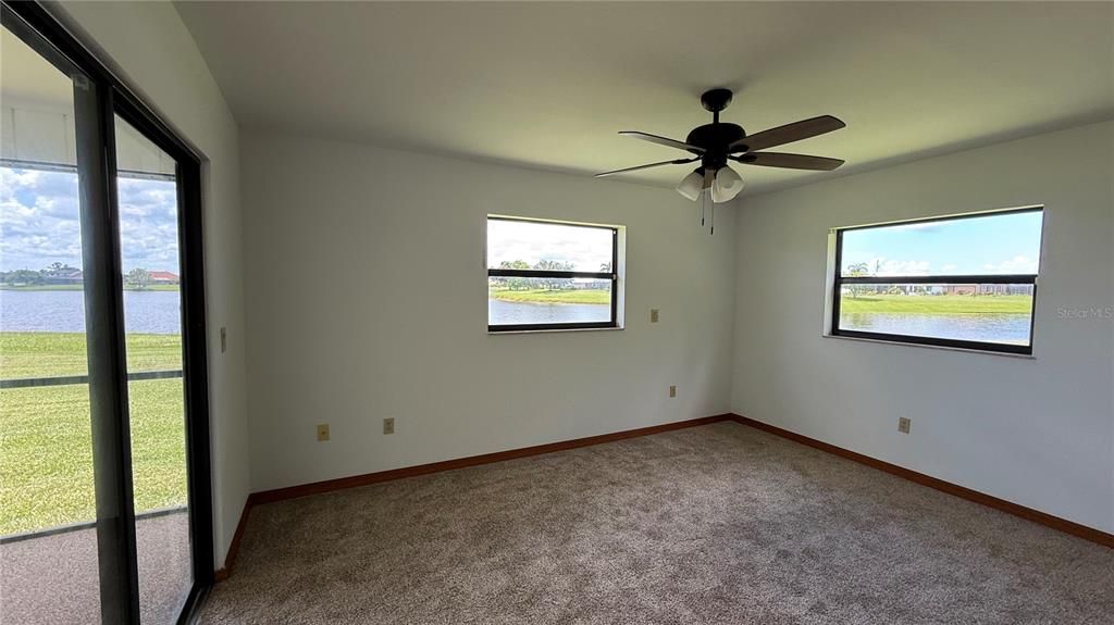 Под контрактом: $1,895 (3 спален, 2 ванн, 1835 Квадратных фут)