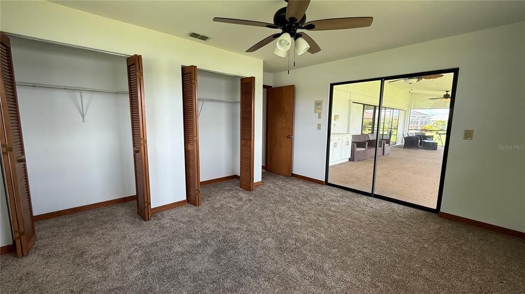 Под контрактом: $1,895 (3 спален, 2 ванн, 1835 Квадратных фут)