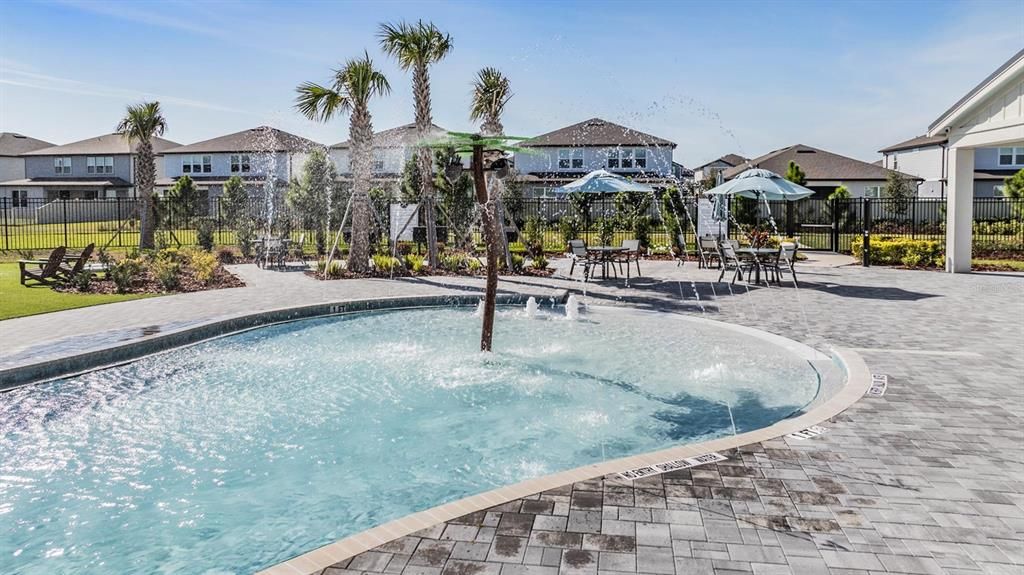 Active With Contract: $514,900 (5 beds, 3 baths, 2615 Square Feet)